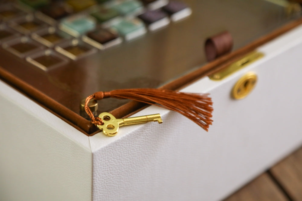 Artistry Jewelry Box Edition (Quantities Extremely Limited)